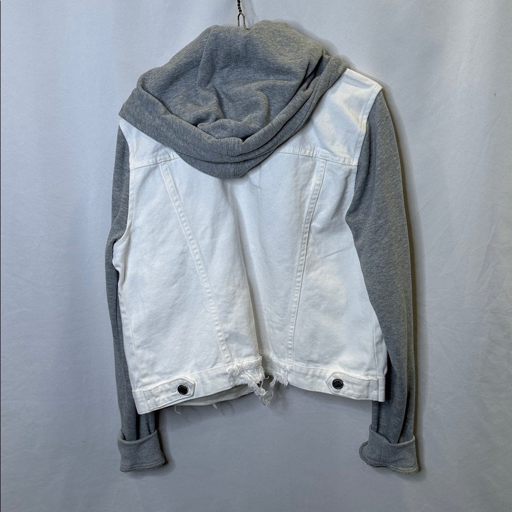 BlankNYC white denim and sweatshirt sleeves and hood jacket.  Size Large. VGUC - Picture 3 of 5